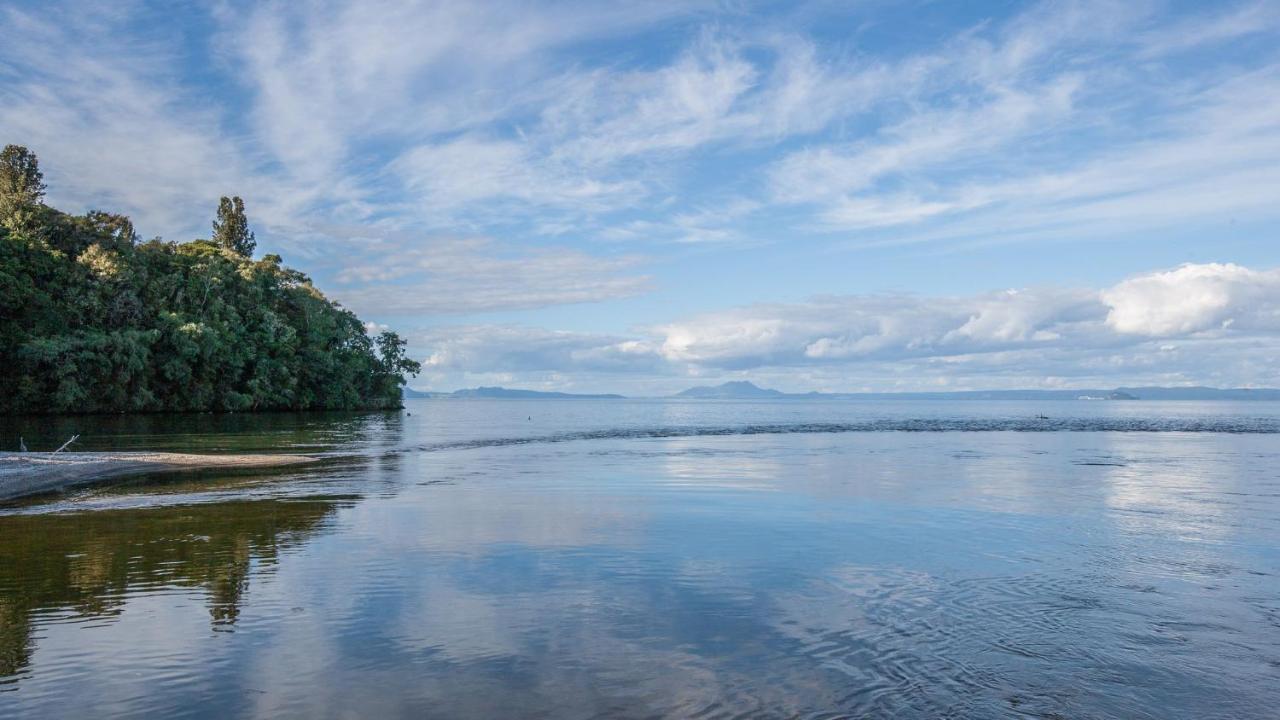 Tongariro Adventures Bed & Breakfast Kuratau Exterior foto